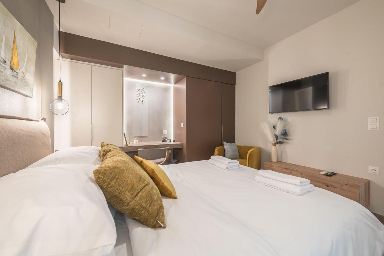 Beautiful & Renovated Aprtm In Piraeus Apartamento Exterior foto